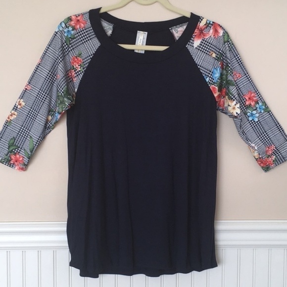 Navy and White Floral Top - Picture 3 of 4